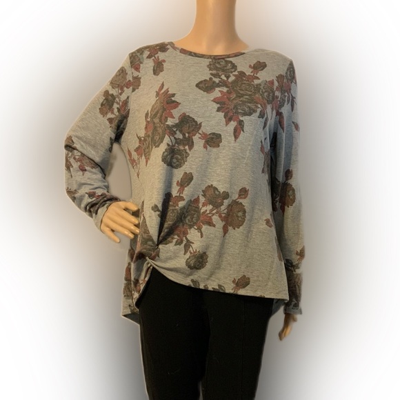BOGO: Fred David Floral Blouse - Picture 1 of 5